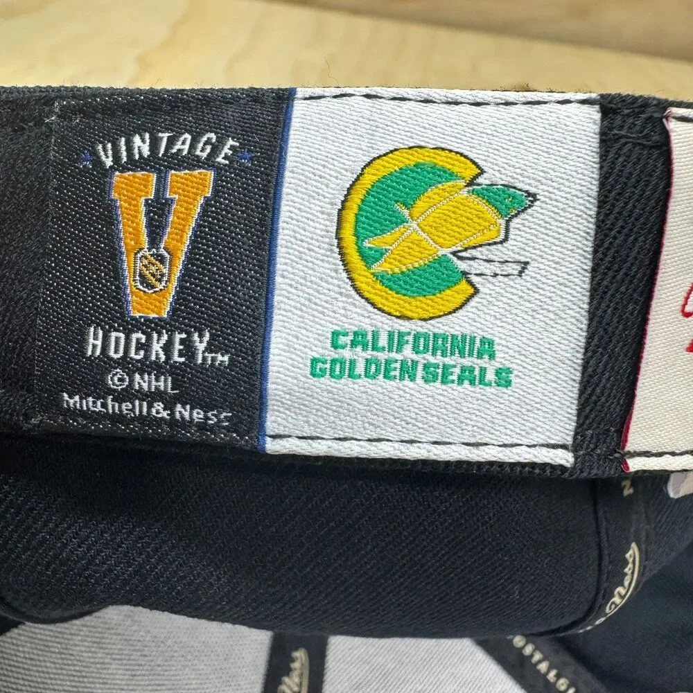 NEW California Golden Seals Mitchell Ness Liberty Fitted Cap Black White 7 1/4